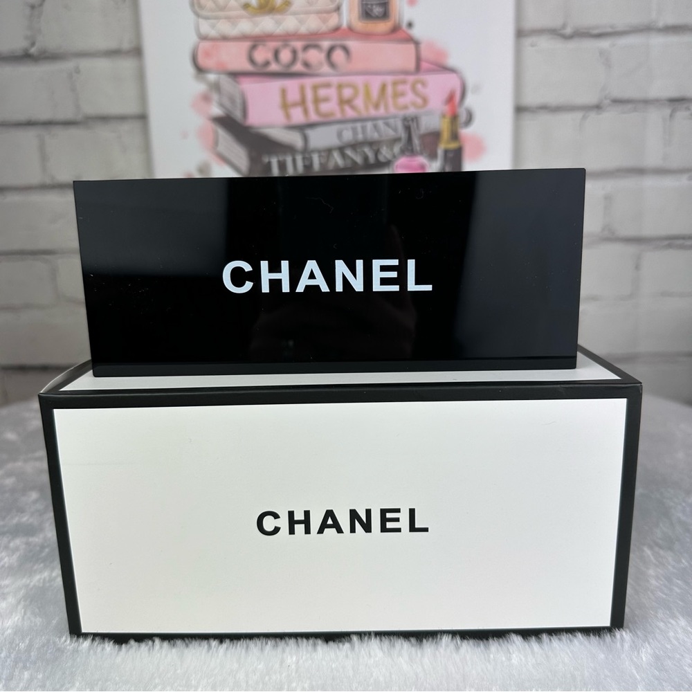 Chanel acrylic brush holder, makeup holder ALL NEW samples GIFT SET - Picture 2 of 7